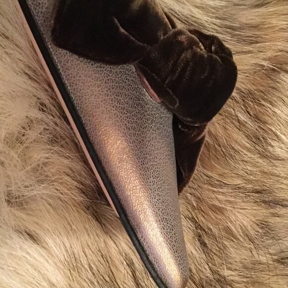 Christian Lacroix vintage Golden brown high heels w/velvet bow 8.5 worn once - Picture 5 of 6